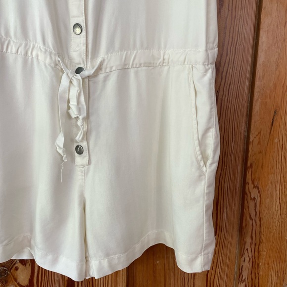 DA-NANG Surplus Cinch Tie Waist Silk Sexy Coastal RomperW/ Pockets - Sz Small - Picture 5 of 12